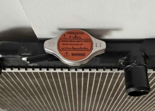 Radiator Mobil Perlu Servis Rutin? Catat Jadwal dan Biayanya!