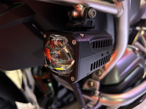 Ukuran yang Aman Pasang Lampu Tembak Tambahan di NMAX Atau PCX