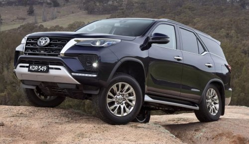 Toyota, Toyota Fortuner, Toyota Land Cruiser, Toyota Fortuner Angkat Kaki dari Negeri Tetangga, Kalah Laku dari Land Cruiser