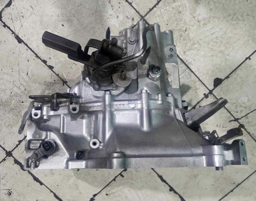 Simak Cara Merawat Transmisi Mobil Manual Agar Tidak Cepat Rusak!