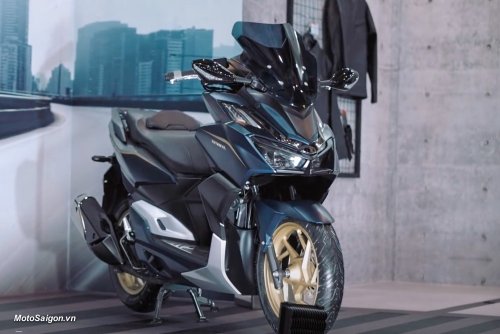 Bahan Inspirasi, Kembaran Vario Bersolek Jadi Matik Touring Tapi Tetap Elegan
