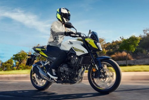 Honda, Bergaya Streetfighter Macho, Honda CB Baru Ini Bisa Oper Gigi Seperti Motor Bebek