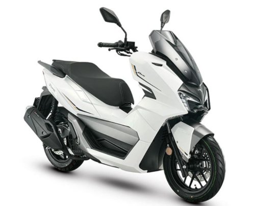 Muncul Matik Baru Pesaing NMAX dan PCX dari Eropa, Mesin Powerful Plus Berfitur Canggih