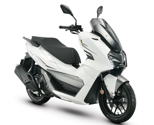 Muncul Matik Baru Pesaing NMAX dan PCX dari Eropa, Mesin Powerful Plus Berfitur Canggih