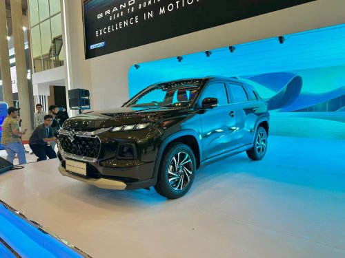 Suzuki , Suzuki Grand Vitara, Suzuki Luncurkan New Grand Vitara Hybrid dengan Penyegaran di GJAW 2025