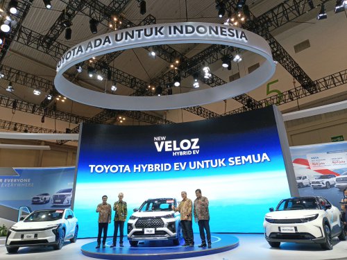 Ini Fitur di Toyota Veloz Hybrid yang Resmi Meluncur di Indonesia