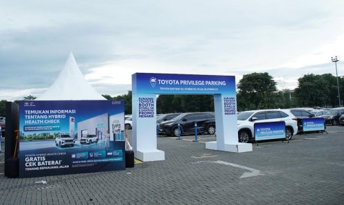 Toyota | Selain Pamer Mobil Baru Toyota Juga Umbar Promo di GJAW 2025, Cicilan Agya Bisa Rp 3 Jutaan