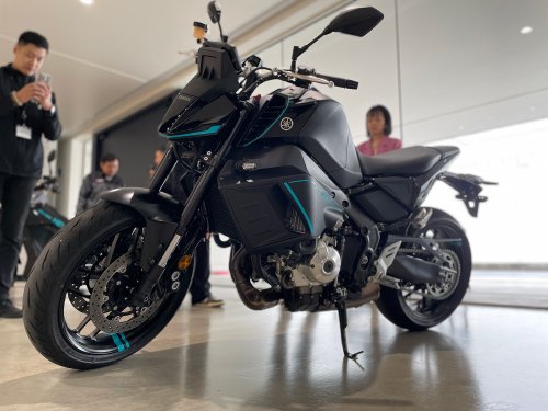 Yamaha, Terobosan Yamaha, Moge 3 Silinder MT-09 Dijejali Teknologi Hybrid PHEV