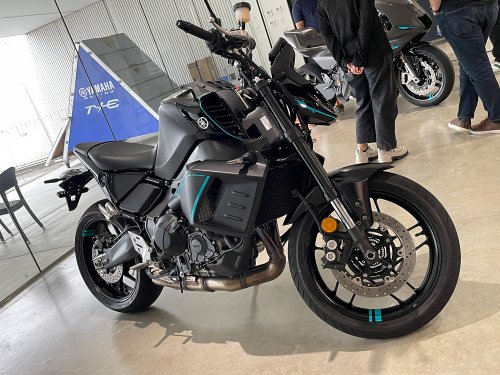 Yamaha, Terobosan Yamaha, Moge 3 Silinder MT-09 Dijejali Teknologi Hybrid PHEV