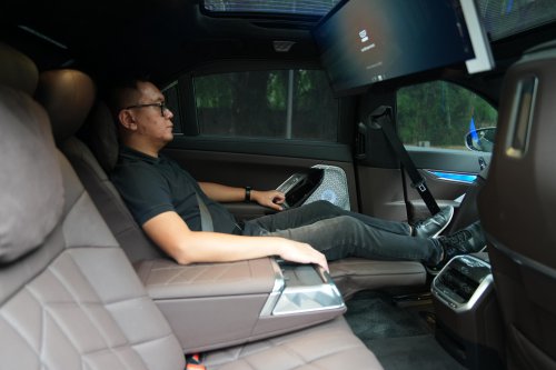 BMW, BMW i7, Harga Rp 3,5 Miliar, BMW i7 Tawarkan Kekedapan Kabin Bak Ruang VIP