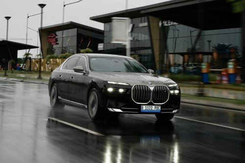 BMW, BMW i7, Sedan Mewah Tenaga Listrik, Ini Rasa Berkendara BMW i7 xDrive60