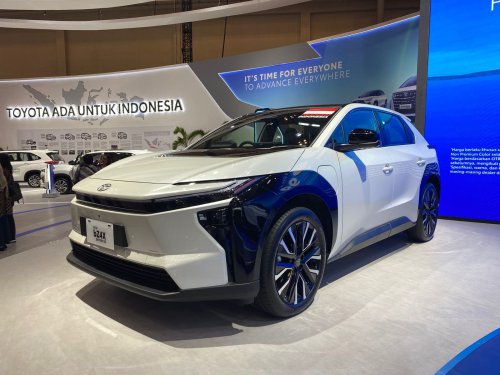 Mengintip Masuk Toyota bZ4X Spek CKD, Makin Terasa Premiumnya