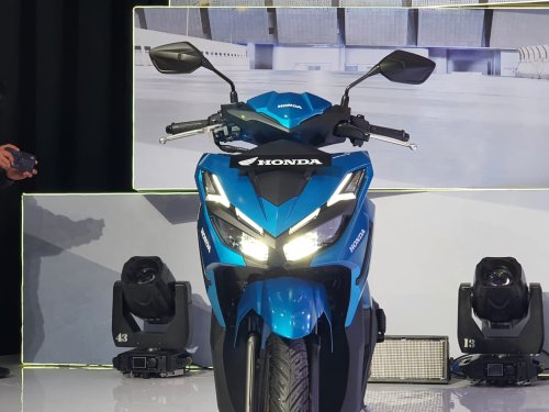 Honda, Ini Kelebihan Headlamp Honda Vario 125 Baru Dibanding Varian Lama