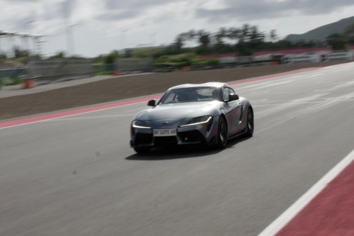 Toyota, Berpacu Dengan 382 Daya Kuda, Toyota Supra Libas Sirkuit Mandalika