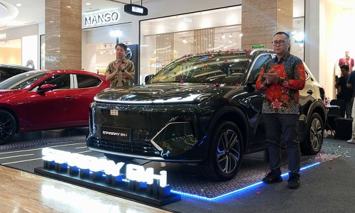 Geely, Mau EV atau Hybrid? Geely X2 dan Starray EM-i Mengaspal Bareng di Yogyakarta, Intip Spek dan Harganya