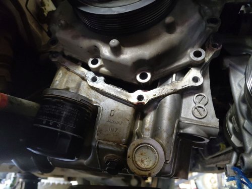 Kenapa Mobil Terendam Banjir Harus Segera Ditangani? Ini Risikonya