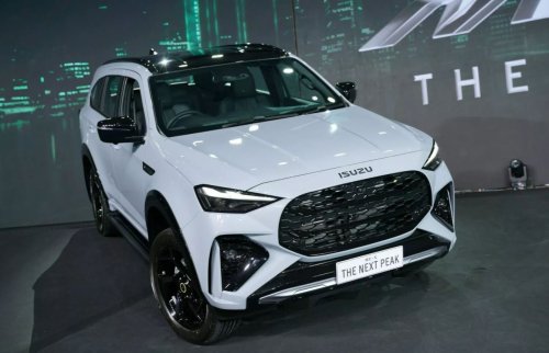 Isuzu, Tampilan Sporty Isuzu MU-X RS Model 2025, Enggak Kalah Sangar dari Fortuner dan Pajero Sport