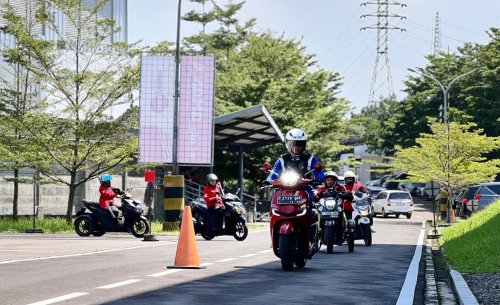 Biar Selamat di Jalan, DAM Gelar Pelatihan Safety Riding dan Servis Gratis untuk Komunitas Disabilitas