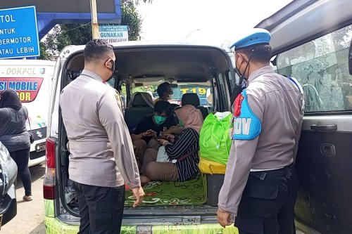 Polisi Sudah Hafal, Percuma Piknik ke Puncak Bogor Pakai Ambulans Buat Cari Prioritas Jalan