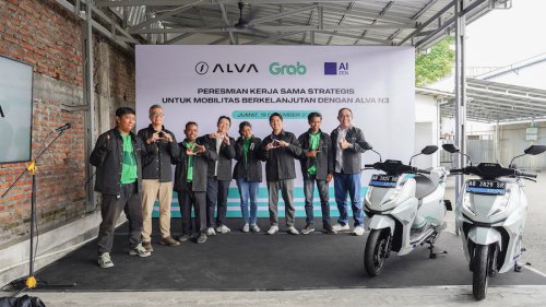 ALVA, Grab dan AIZE Indonesia Gandengan Tangan, Tahap Awal Hadirkan 250 Unit Motor Listrik ALVA N3