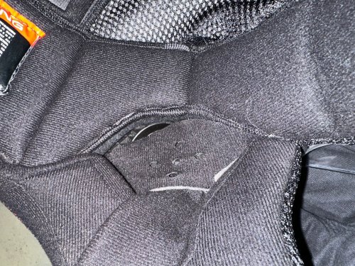 RSV Windbreaker Helm Anti Badai, Riding Saat Hujan Enggak Terganggu Air Masuk Lewat Visor