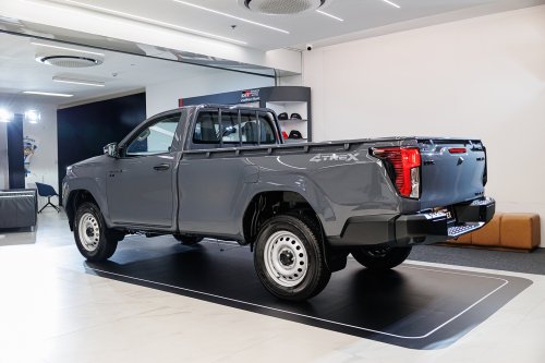 Toyota, Toyota Hilux Travo Versi Pendek, Bisa Jadi Jagoan Tambang Nih