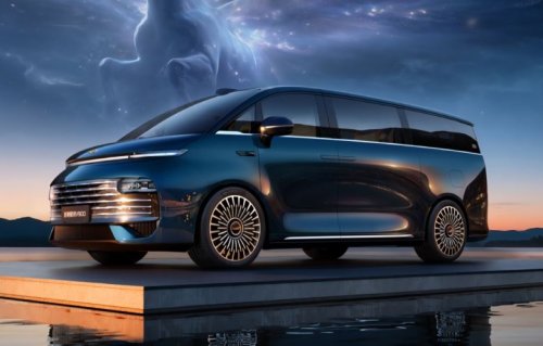 Geely, Bisa Tempuh 1.200 Km Sekali Full dalam Mode Bensin+Listrik, MPV Baru Geely Ini Bertampang Futuristik