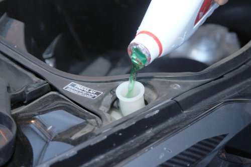 Ada Risiko Serius, Tambah Air Radiator Motor Jangan Lewat Lubang Ini!