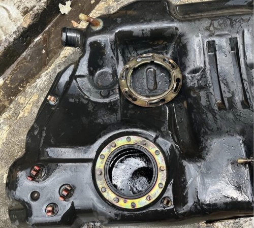 Ini Bahaya Jangka Panjang Tangki Bensin Mobil Dibiarkan Sering Kosong