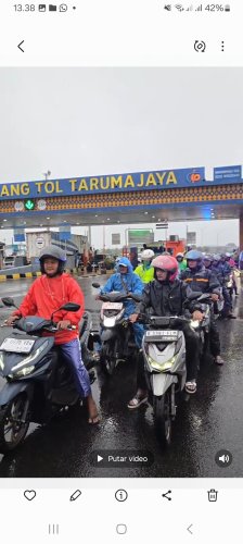 Banjir Bekasi Lumpuhkan Arteri, Ratusan Pemotor Dipersilakan Masuk Tol