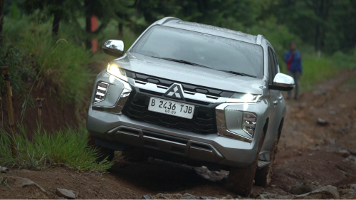 Mitsubishi Pajero Sport Dapat Cashback Rp10 Juta, SUV Diesel Tangguh Makin Menggoda