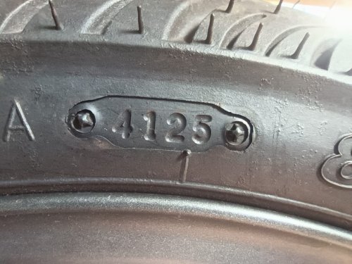 Sudah Tahu Belum, Inilah Kode Produksi Kapan Ban Motor Dibuat
