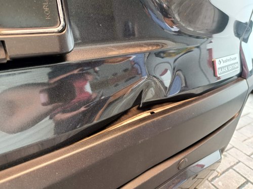 Segini Harga Termahal Perbaikan Bodi Mobil yang Penyok dengan PDR