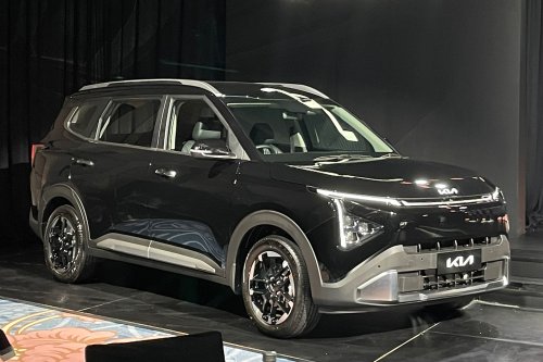 Kia, Kia Carens, Intip Interior dan Fitur Kia Carens Terbaru. Bedanya Terasa Banget