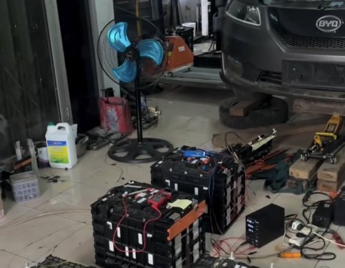 BYD, BYD e6, Bengkel di Bekasi Berhasil Bangkitkan BYD E6 dengan Restorasi Baterai