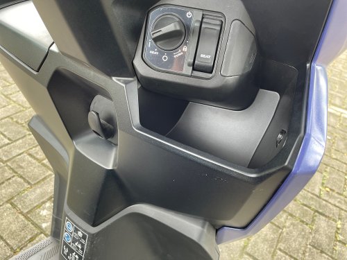 Honda, Cek Ruang Akomodasi Honda Vario Street 125, Bisa Bawa Apa saja?