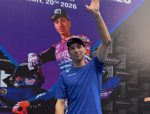 MotoGP, Jelang Debut MotoGP, Toprak Razgatlioglu Unjuk Aksi Freestyle di Jakarta