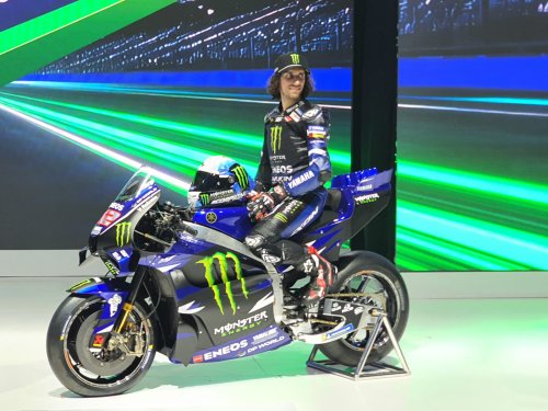 Yamaha, MotoGP, Tim Monster Energy Yamaha Resmi Luncurkan Livery dan YZR-M1 V4 Untuk MotoGP 2026