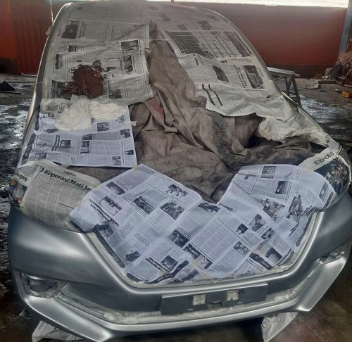 Kenapa Warna Cat Mobil Lama Sulit Disamakan Saat Diperbaiki?