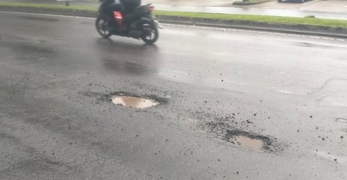 Jalan Berlubang di Musim Hujan,  Tercatat 27 Kasus Kecelakaan