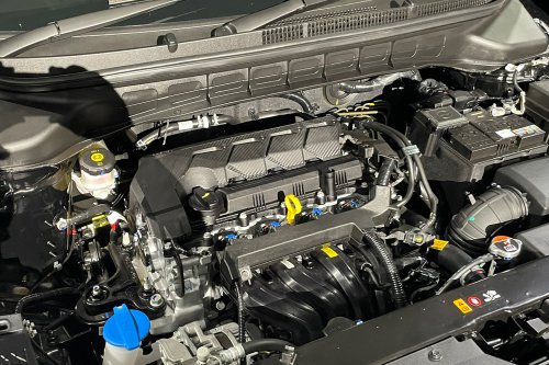 Kia | Spesifikasi Kia Carens Terbaru, Mesinnya Setara Sama Siapa Saja?