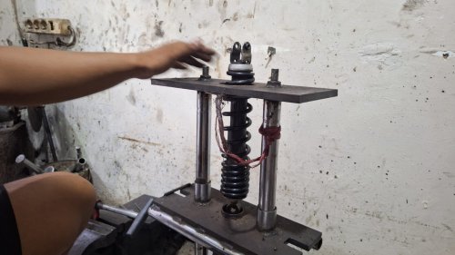 Ramah di Kantong, Segini Biaya Servis Sokbreker Belakang Bawaan Motor