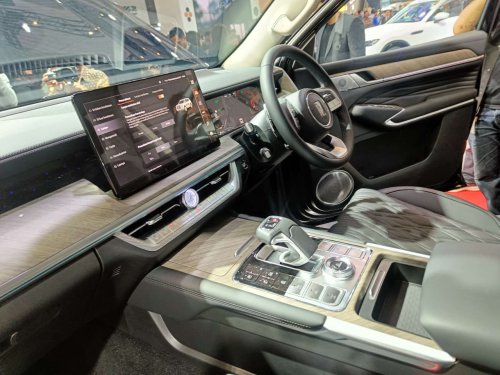 GWM Luncurkan Pesaing Ketat Fortuner dan Pajero Sport, Mesin Diesel Turbo 2.400 Cc AT 9 Percepatan