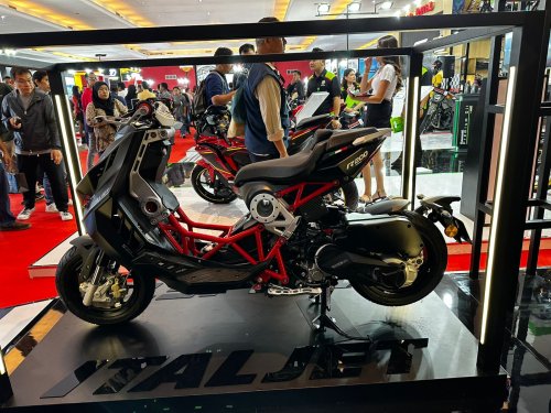 Italjet Indonesia Hadirkan 700 Twin dan Global Launch Dragster R200 di IIMS 2026