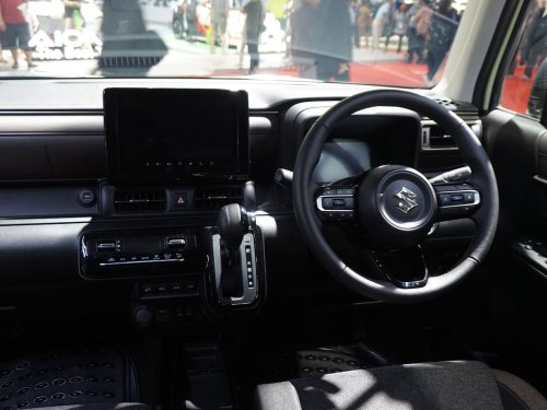 Suzuki , Intip Lebih Jauh Fitur Suzuki XBee, Kecil-Kecil Tapi Lengkap Banget
