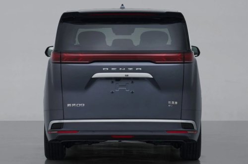 Dapat Powertrain Lebih Bertenaga, Ini Spek Denza D9 Terbaru di China