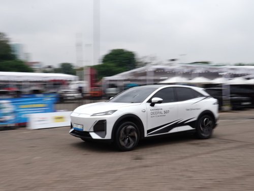 Coba Langsung di IIMS 2026, Begini Karakter Changan Deepal S07