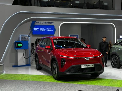 Mobil Listrik VinFast, VinFast VF 7, VinFast, Mobil Listrik 7 Penumpang Harga Rp 300 Jutaan, Vinfast VF MPV 7 Hadir di IIMS 2026