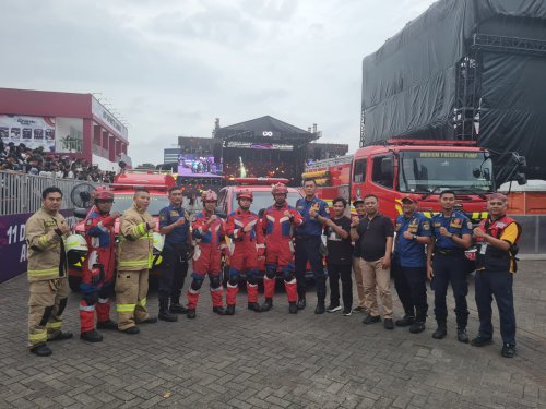 Seru! Damkar DKI Tampil Memukau di IIMS 2026, Oplet Si Doel Jadi Sorotan