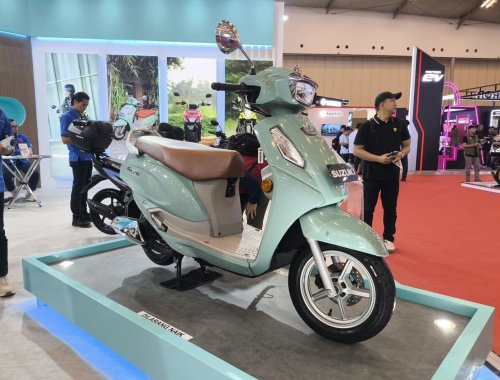 Suzuki , Skutik Retro Irit BBM, Cocok Buat Harian, Segini Harga Suzuki Access 125 Februari 2026